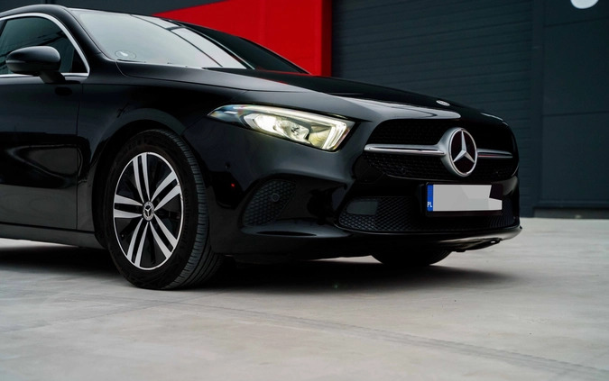 Mercedes-Benz Klasa A cena 119000 przebieg: 59000, rok produkcji 2020 z Bydgoszcz małe 781